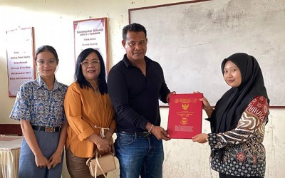 SMA Negeri 1 Tomohon Laksanakan Gerakan Ayah Ambil Rapor Semester Ganjil TA 2025/2026
